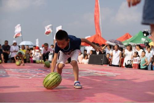 今日吃瓜爆料 体育生栏杆救人操视频吃瓜,英勇举动引网友热议，操视频吃瓜揭秘幕后英雄